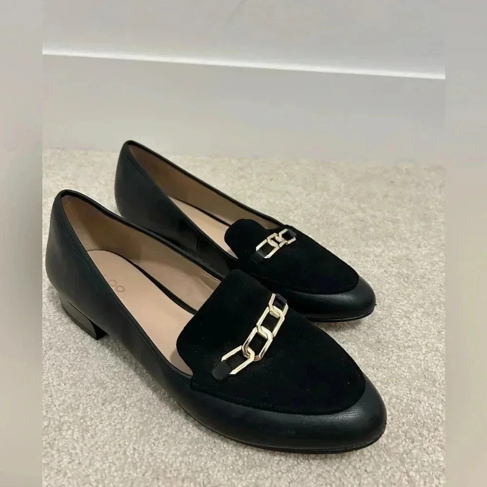 Elegant Black Loafers with Gold Accent